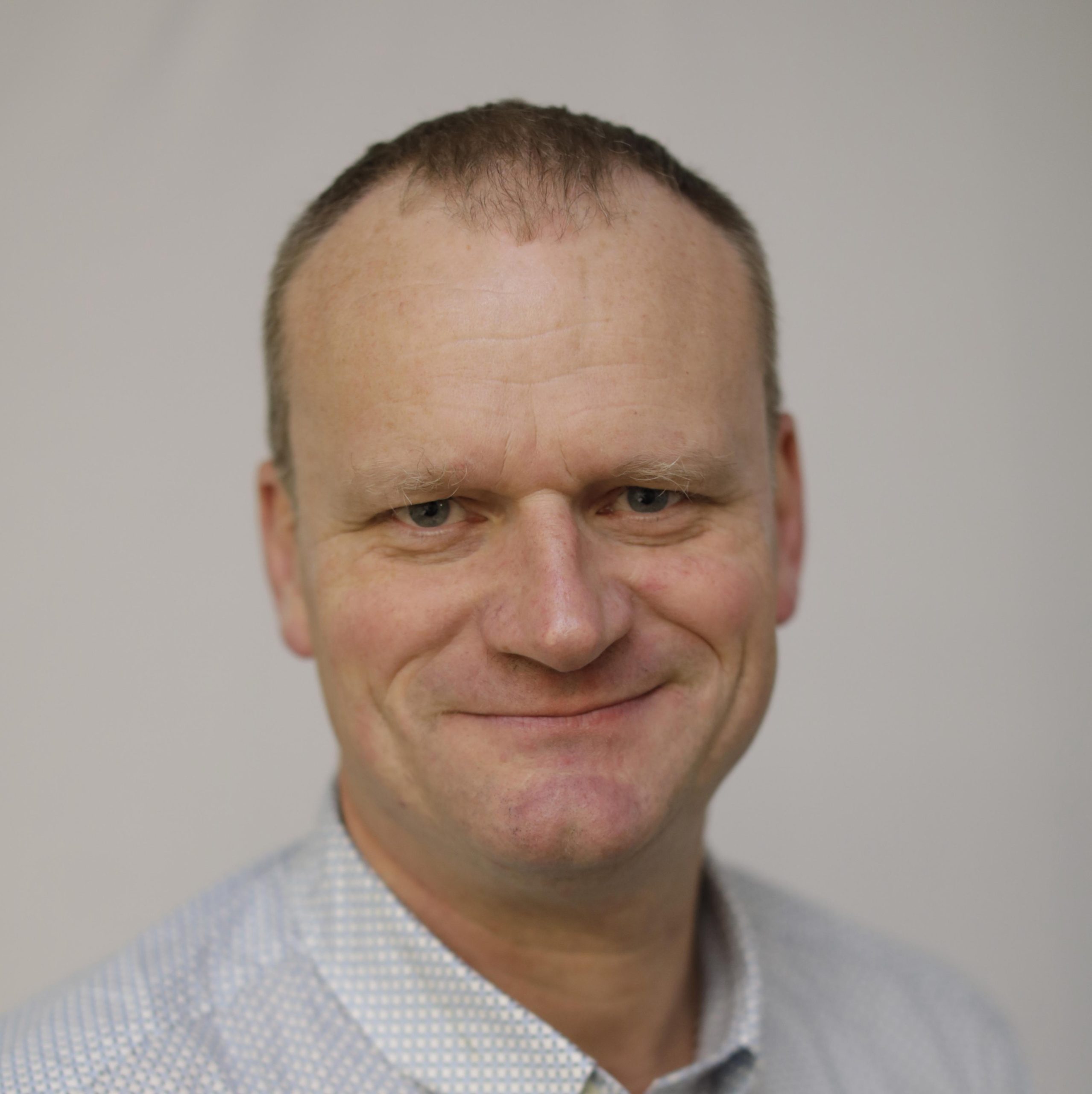 Prof. Chris Owen